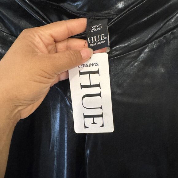 NWT! Hue Women's Glossy Black Leggings Size XS - Picture 11 of 12